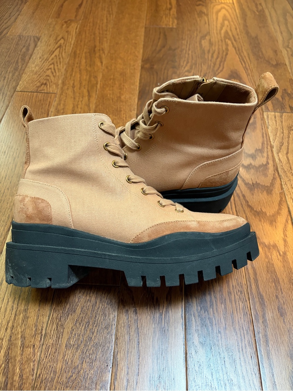 Vionic Mellie Canvas & Suede Waterproof Combat Boots in Toffee Tan Size 9